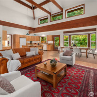 27407 94th Avenue SW, Vashon, WA 98070