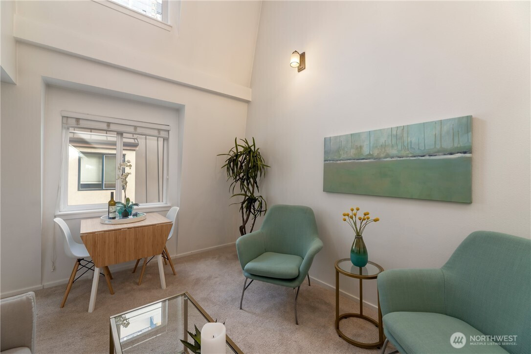 425 Vine Street, Seattle, WA 98121