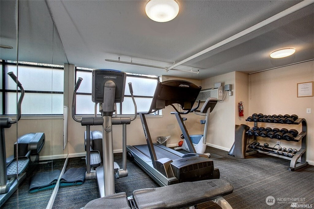 425 Vine Street, Seattle, WA 98121