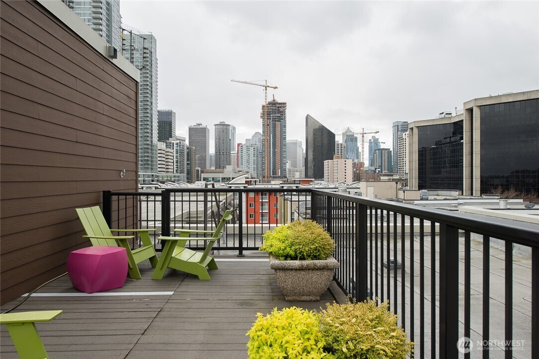 425 Vine Street, Seattle, WA 98121