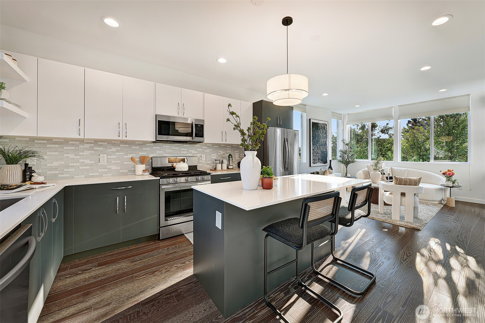 7721 Mary Avenue NW, Seattle, WA 98117