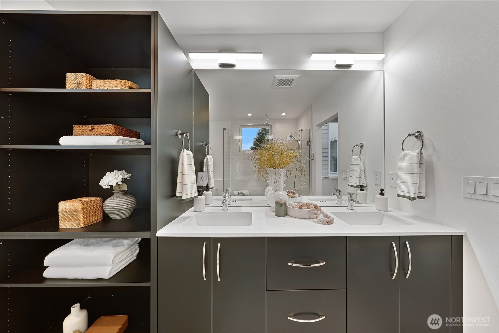 7721 Mary Avenue NW, Seattle, WA 98117