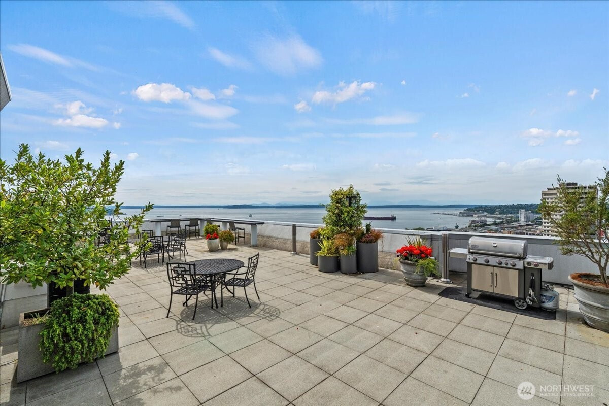 121 Vine Street, Seattle, WA 98121