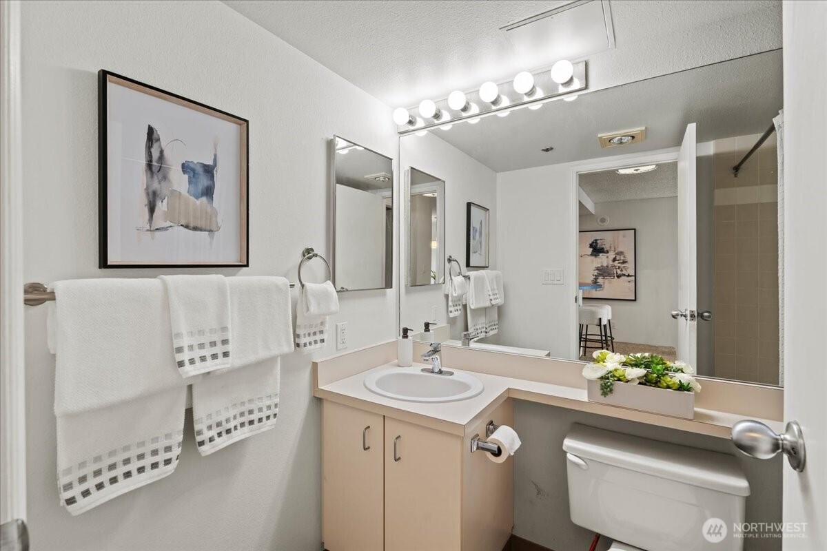 121 Vine Street, Seattle, WA 98121