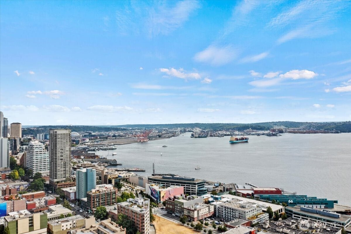 121 Vine Street, Seattle, WA 98121