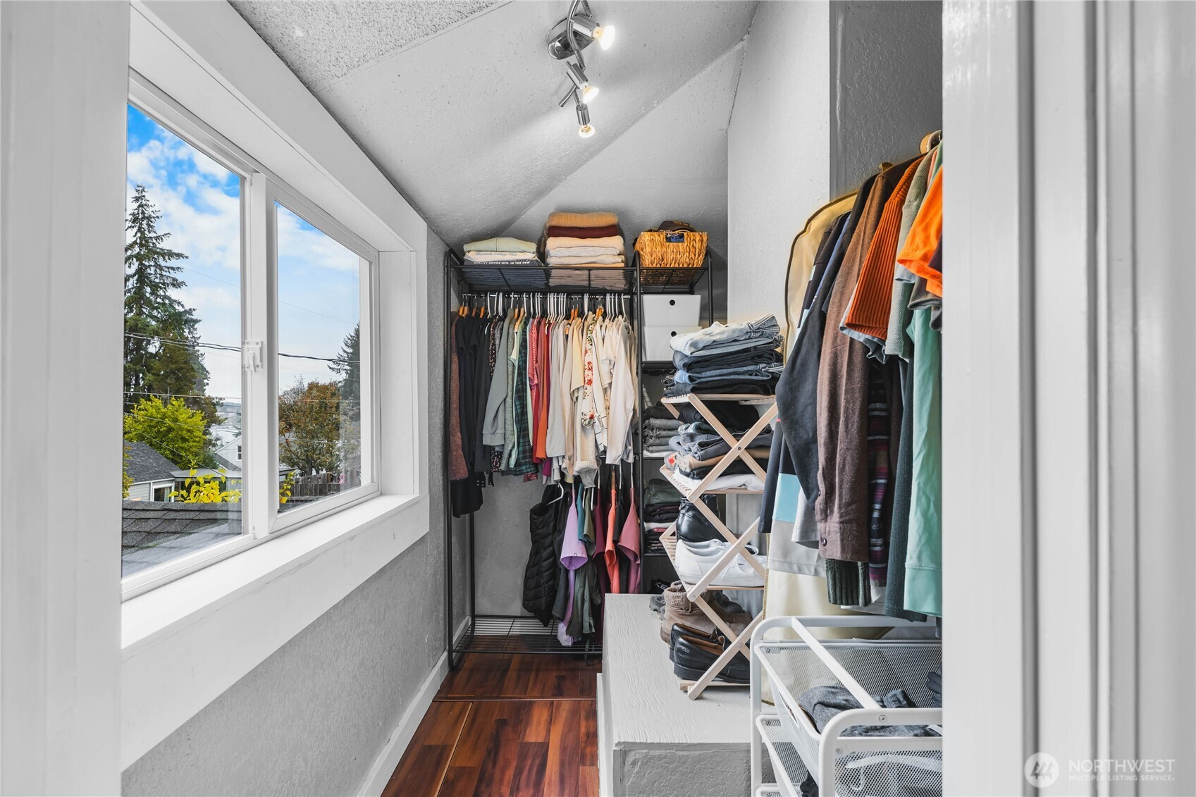 231 S Yantic Avenue, Bremerton, WA 98312