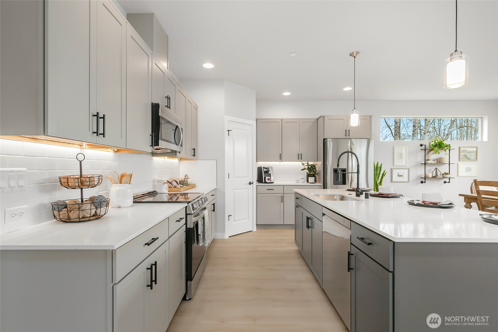 13329 SE 238th Place, Kent, WA 98042