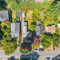 10019 Interlake Avenue N, Seattle, WA 98133