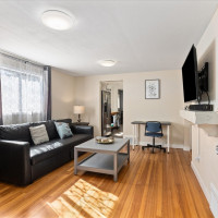 10019 Interlake Avenue N, Seattle, WA 98133