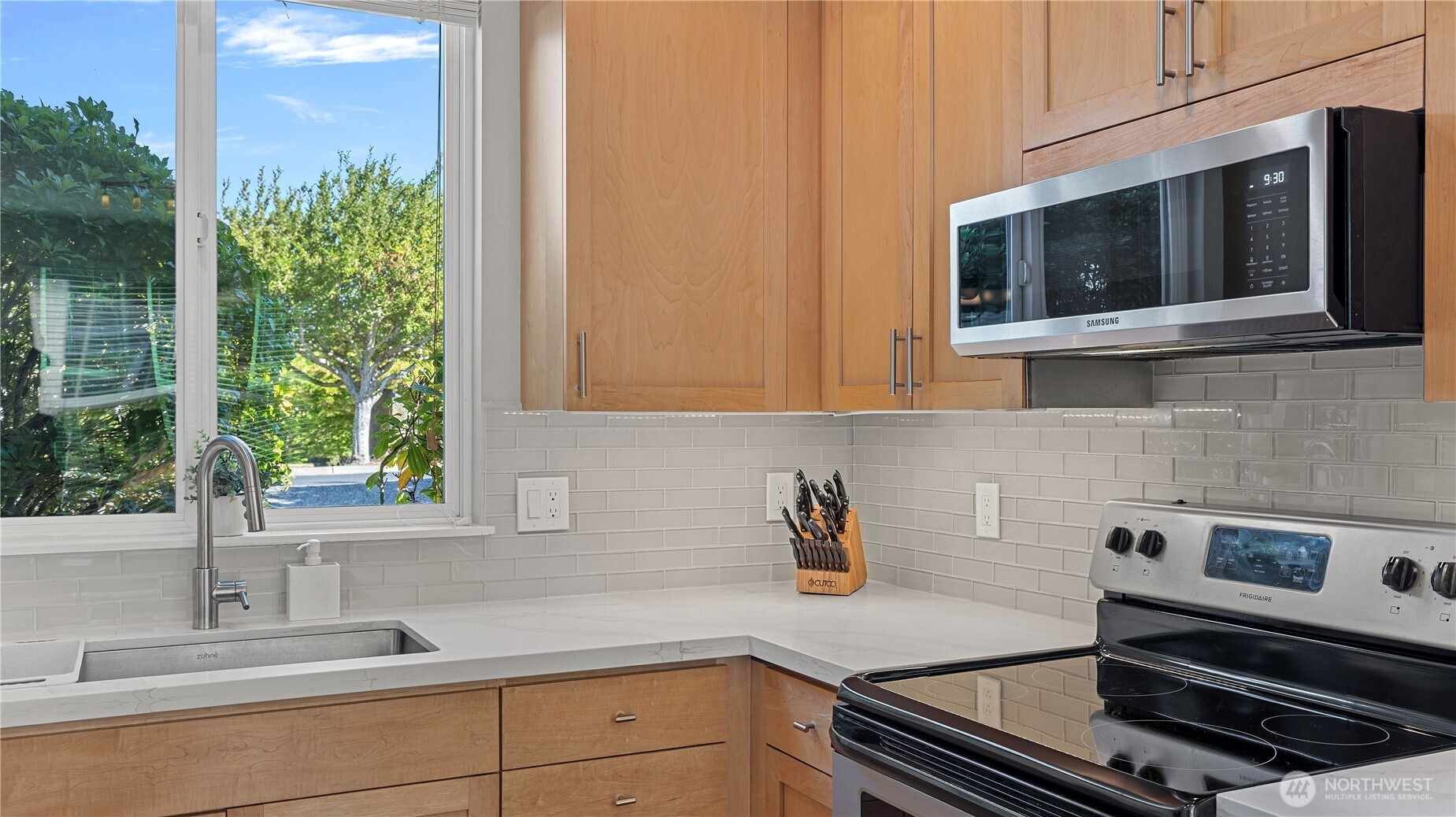 10961 Villa Monte Court, Mukilteo, WA 98275