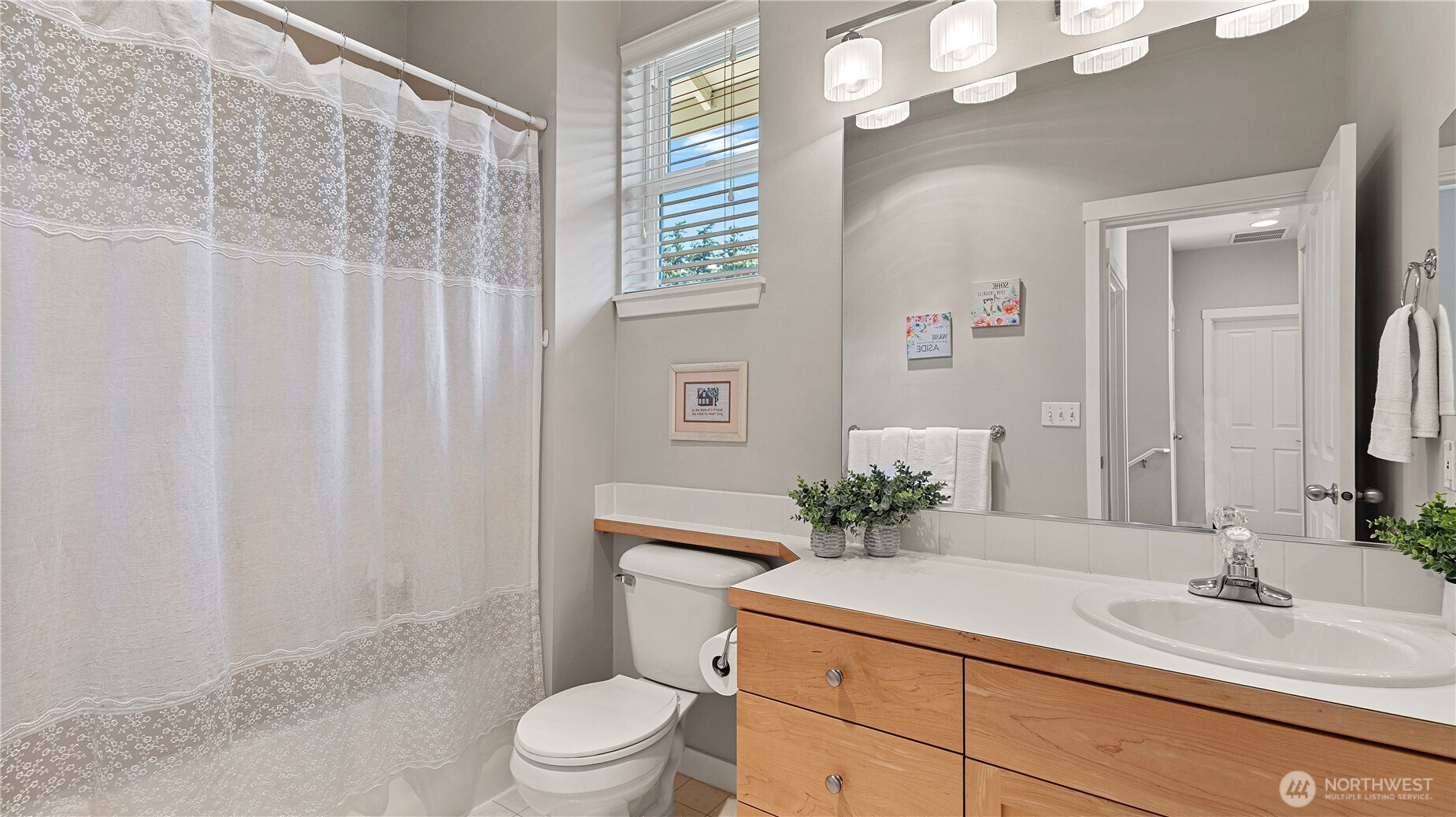 10961 Villa Monte Court, Mukilteo, WA 98275