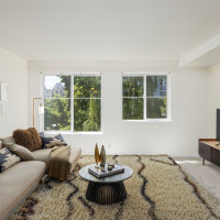 300 10th Avenue, Seattle, WA 98122