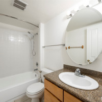 300 10th Avenue, Seattle, WA 98122