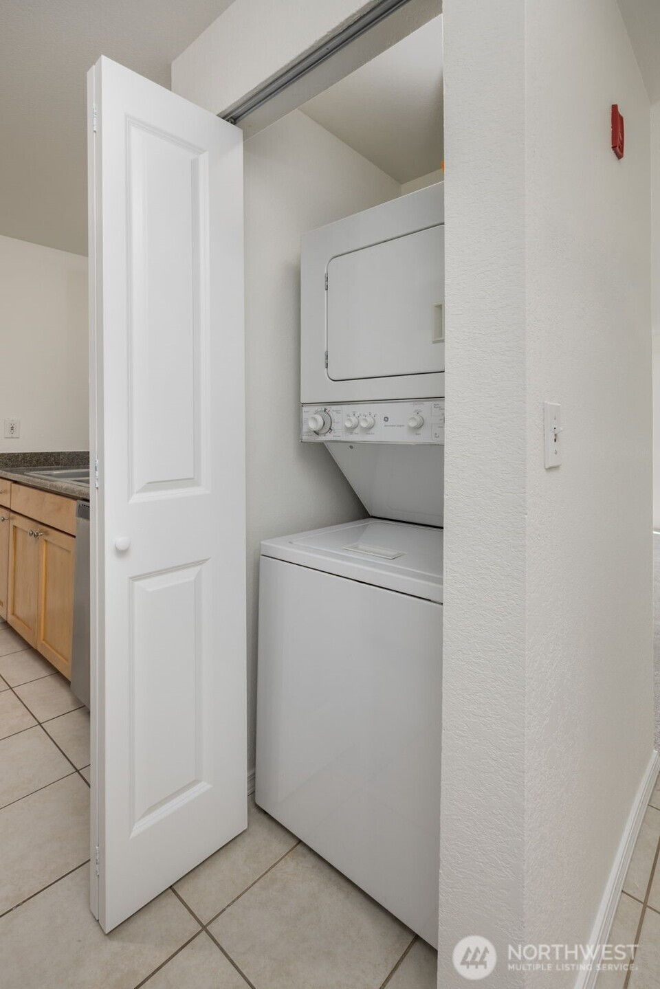 300 10th Avenue, Seattle, WA 98122