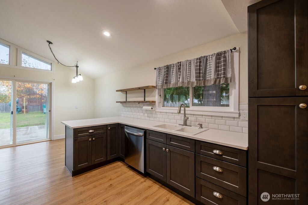 53 Twin Firs Estate Drive, Port Angeles, WA 98362