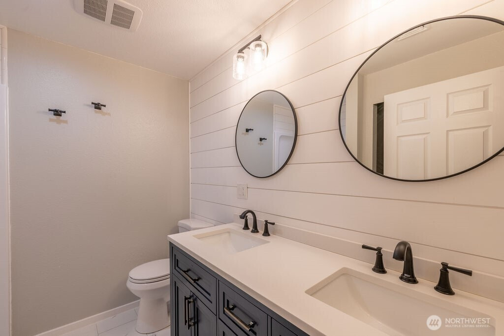 53 Twin Firs Estate Drive, Port Angeles, WA 98362