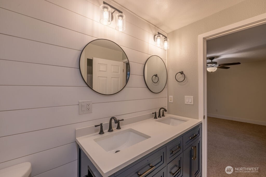 53 Twin Firs Estate Drive, Port Angeles, WA 98362