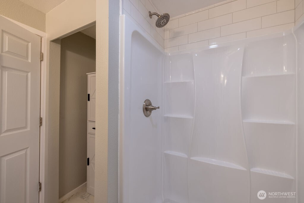 53 Twin Firs Estate Drive, Port Angeles, WA 98362