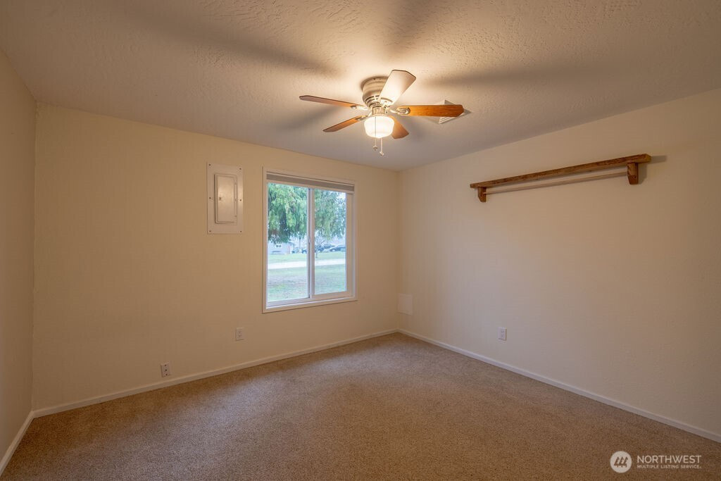 53 Twin Firs Estate Drive, Port Angeles, WA 98362