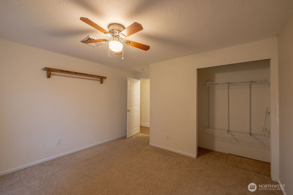 53 Twin Firs Estate Drive, Port Angeles, WA 98362