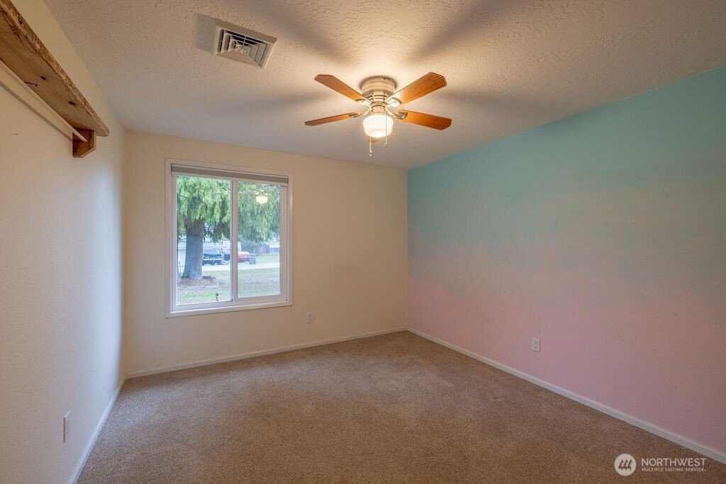 53 Twin Firs Estate Drive, Port Angeles, WA 98362