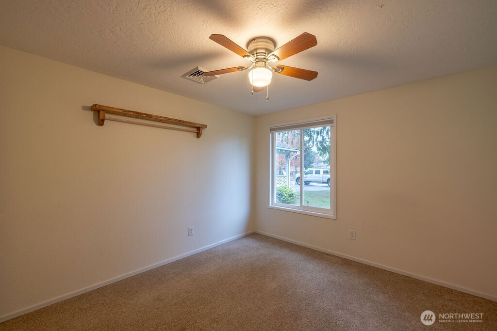 53 Twin Firs Estate Drive, Port Angeles, WA 98362