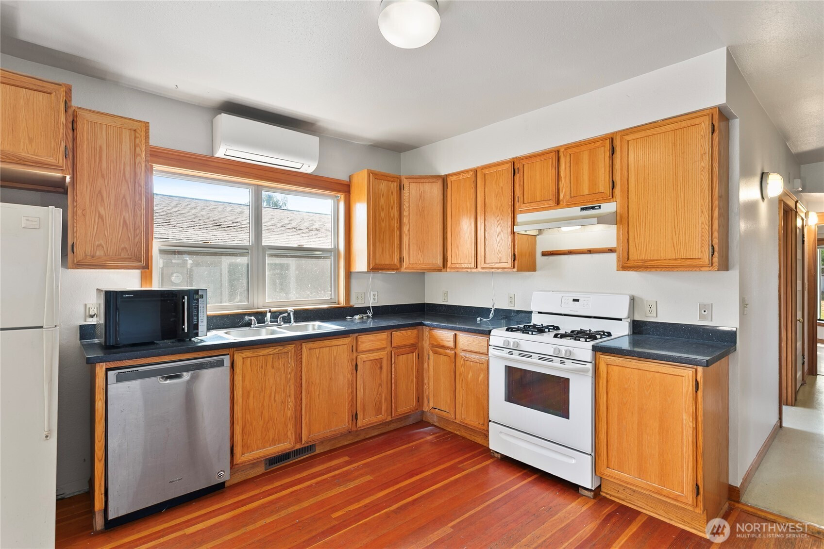 2639 Yew Street, Bellingham, WA 98226