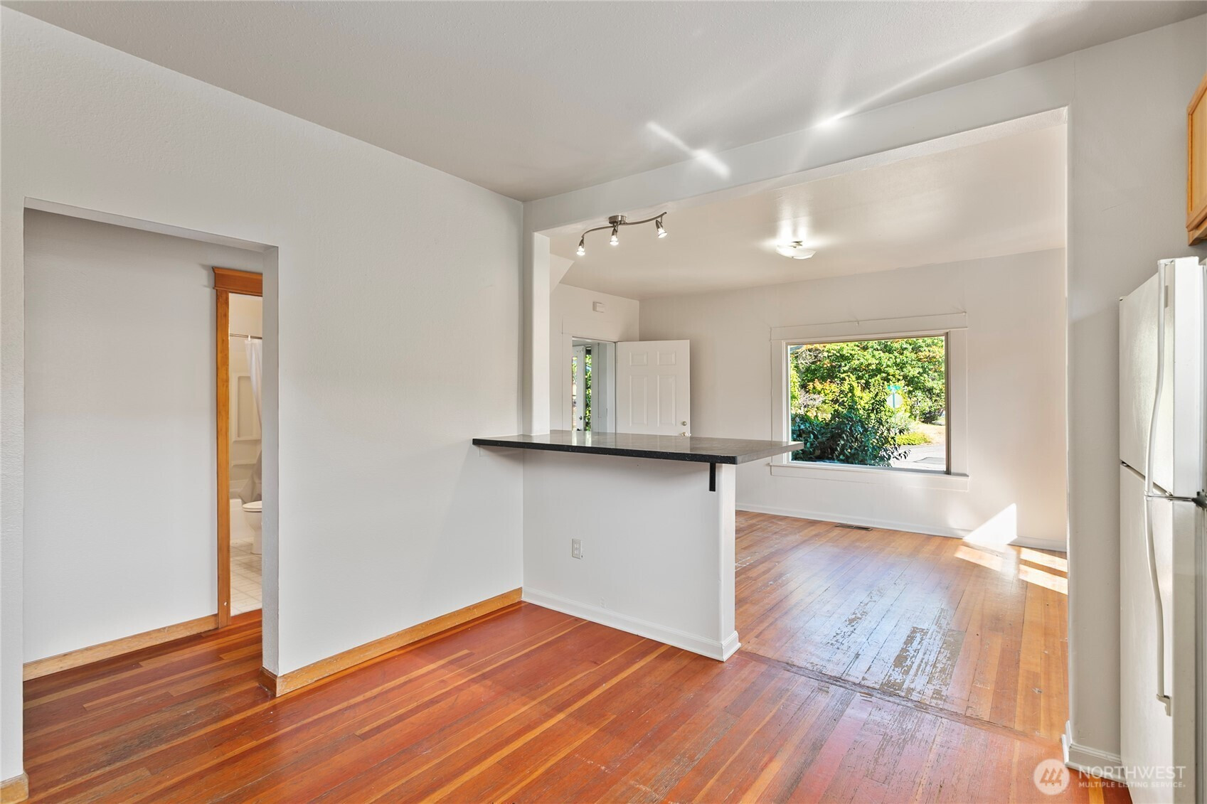 2639 Yew Street, Bellingham, WA 98226