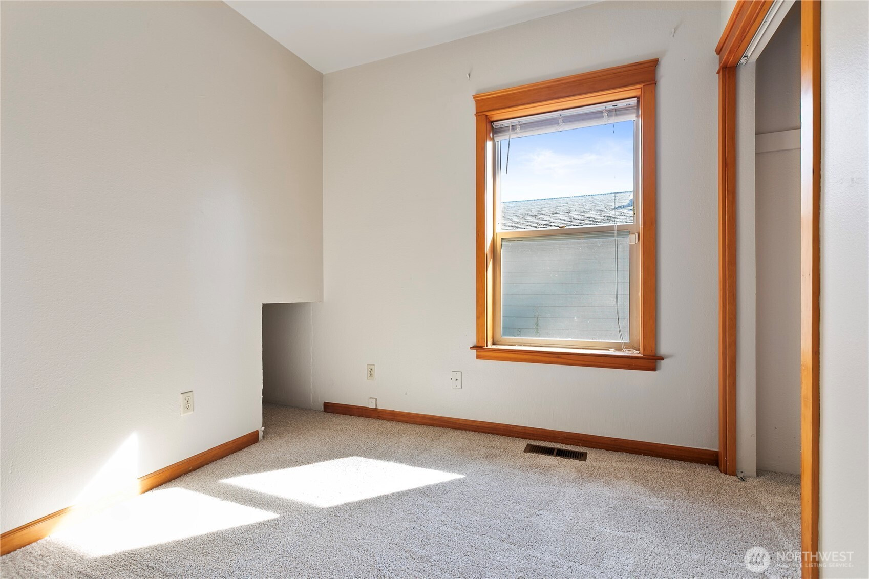 2639 Yew Street, Bellingham, WA 98226