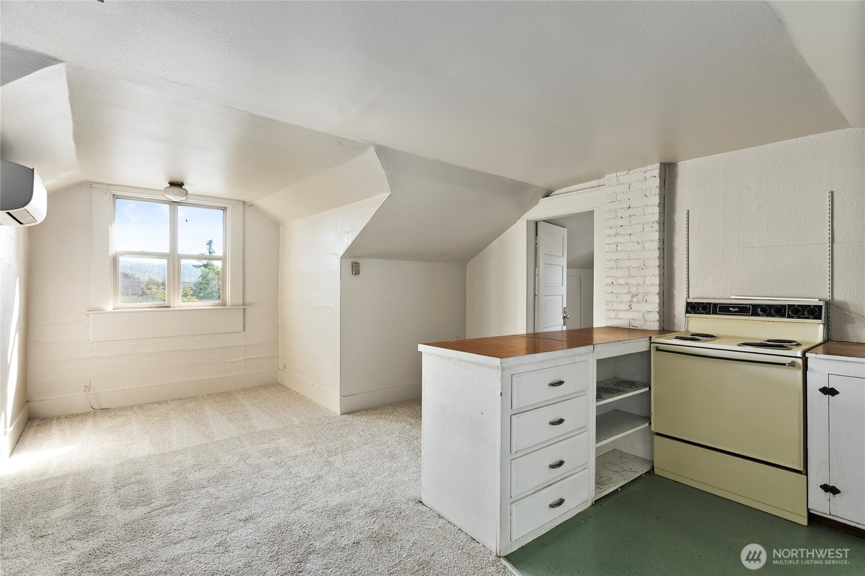 2639 Yew Street, Bellingham, WA 98226