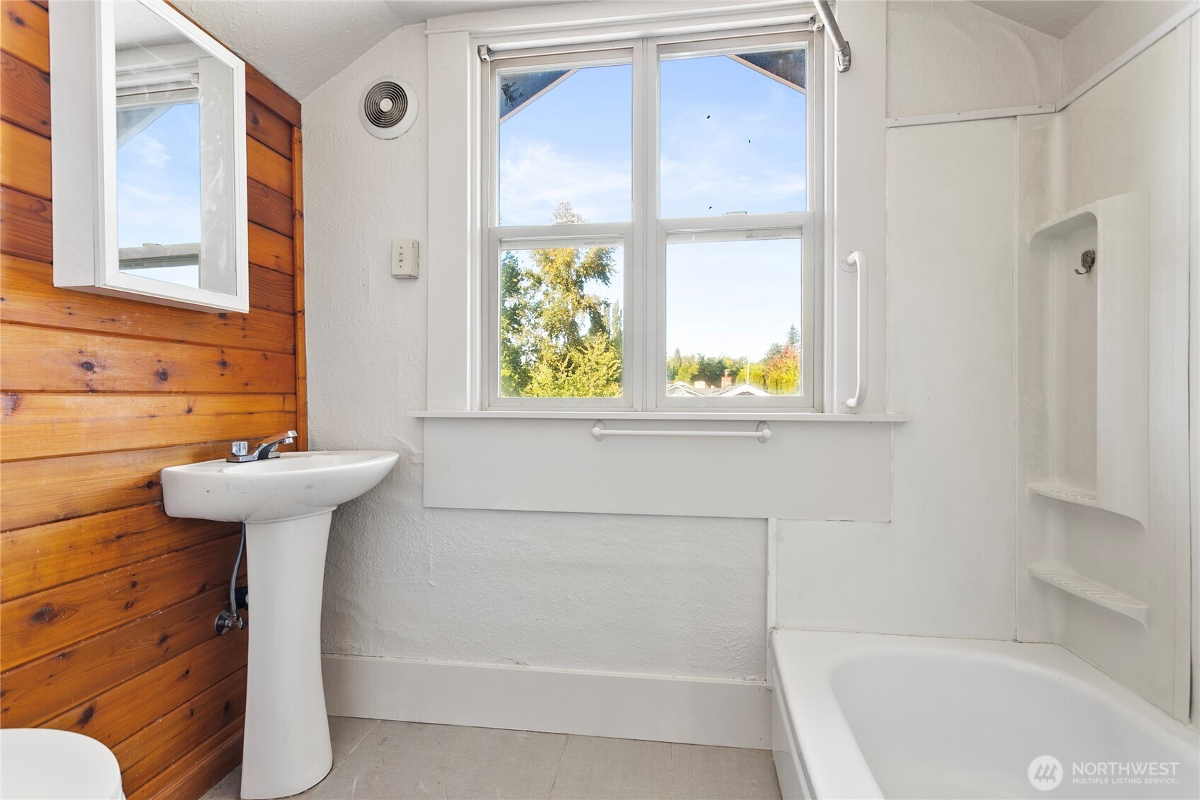 2639 Yew Street, Bellingham, WA 98226