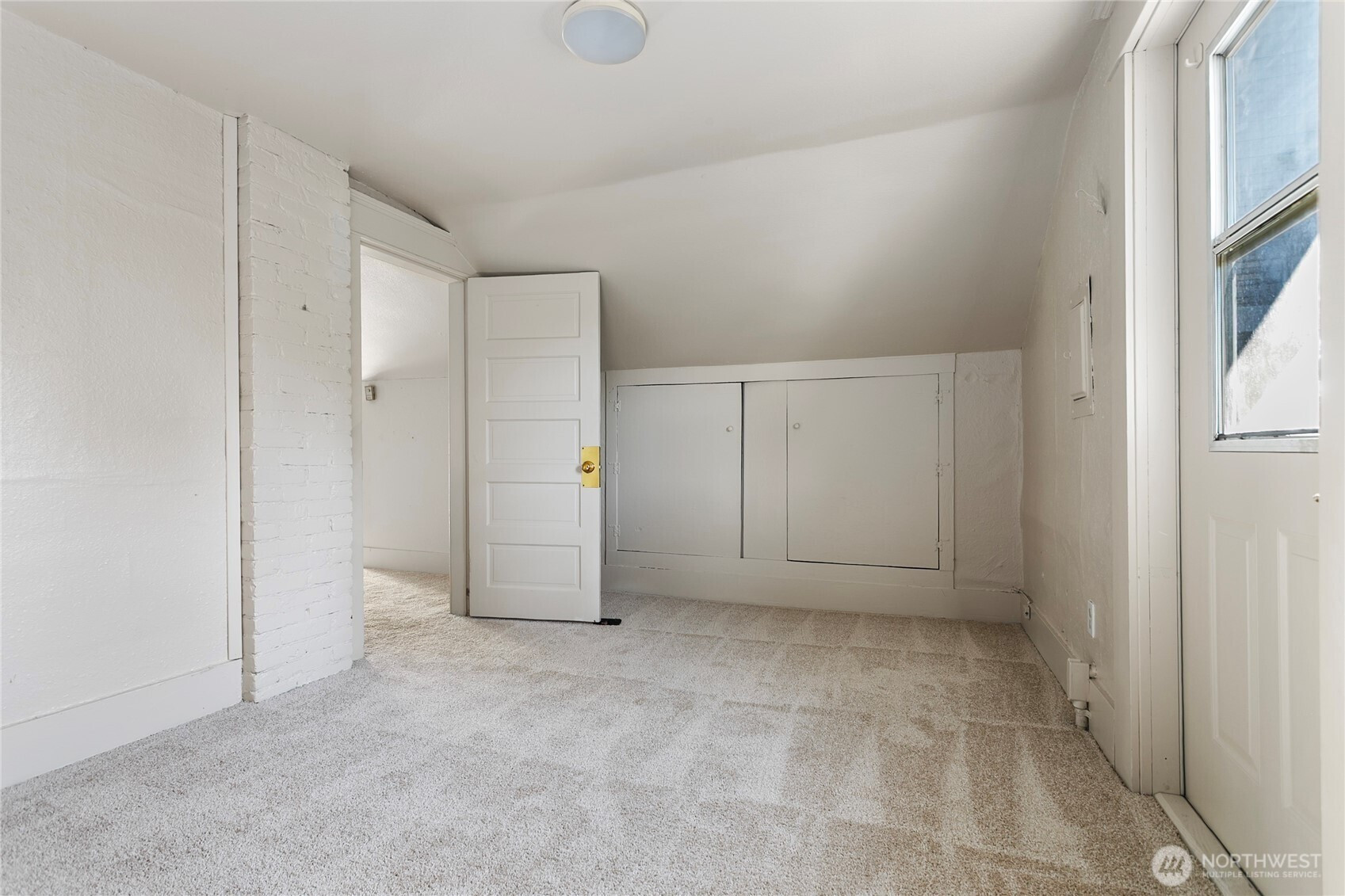 2639 Yew Street, Bellingham, WA 98226