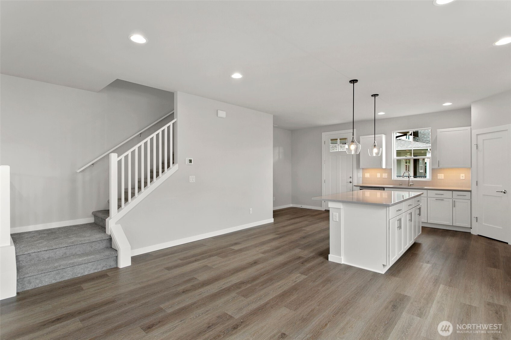 9713 5th Lane SW, Seattle, WA 98106