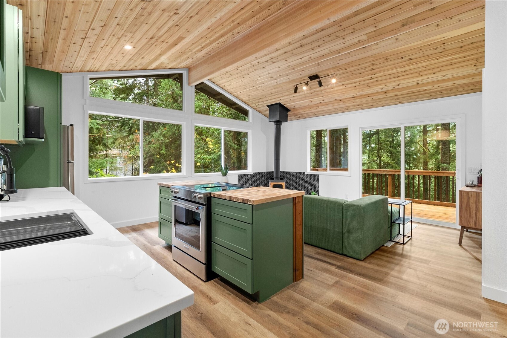 76 B Sudden Valley Drive, Bellingham, WA 98229