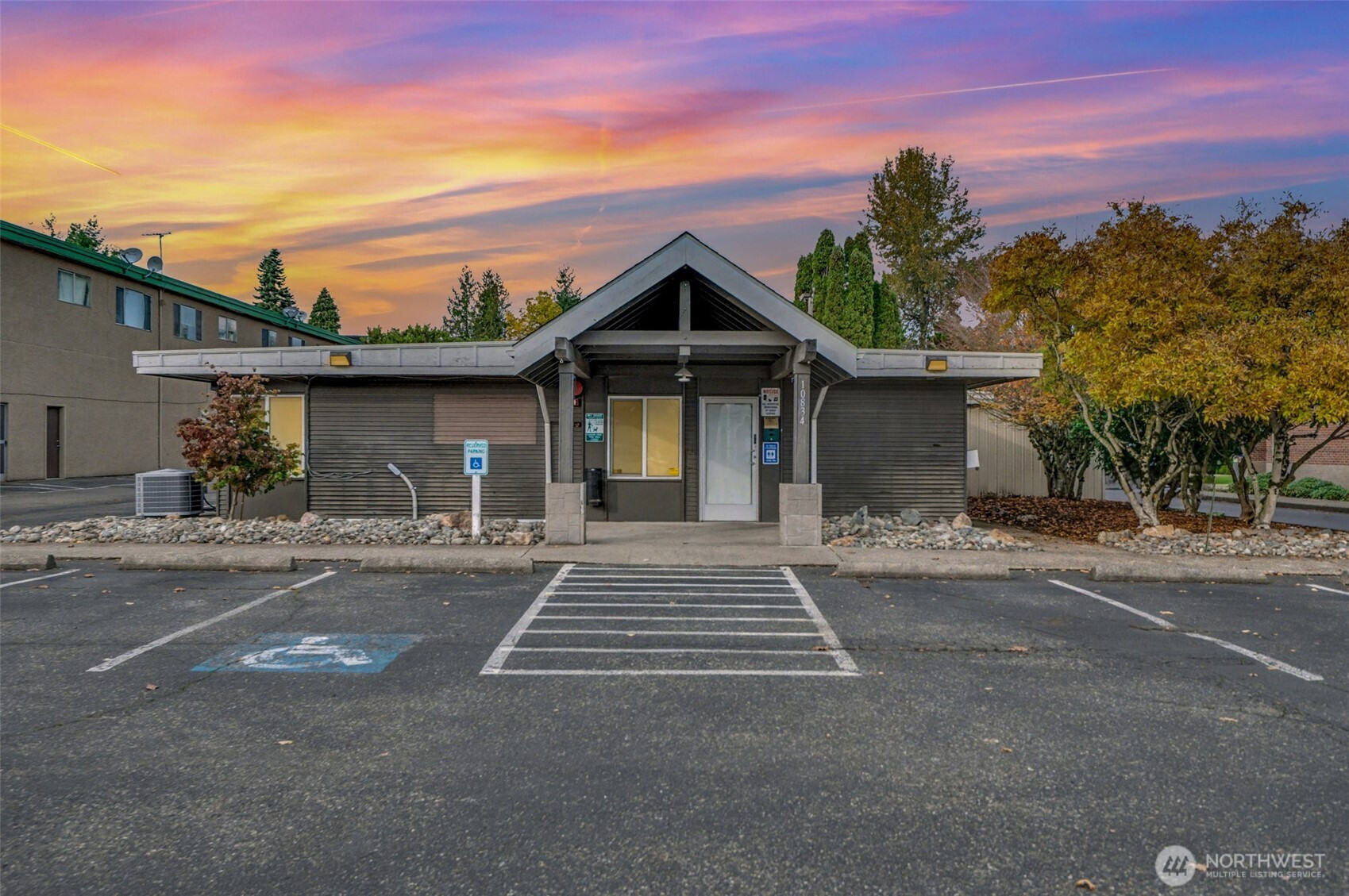 10834 SE Kent Kangley Road, Kent, WA 98030