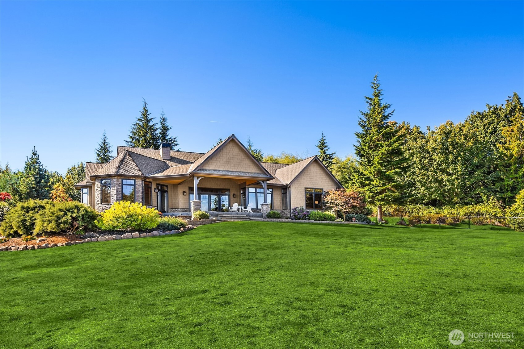 39171 NE No Name Place, Hansville, WA 98340