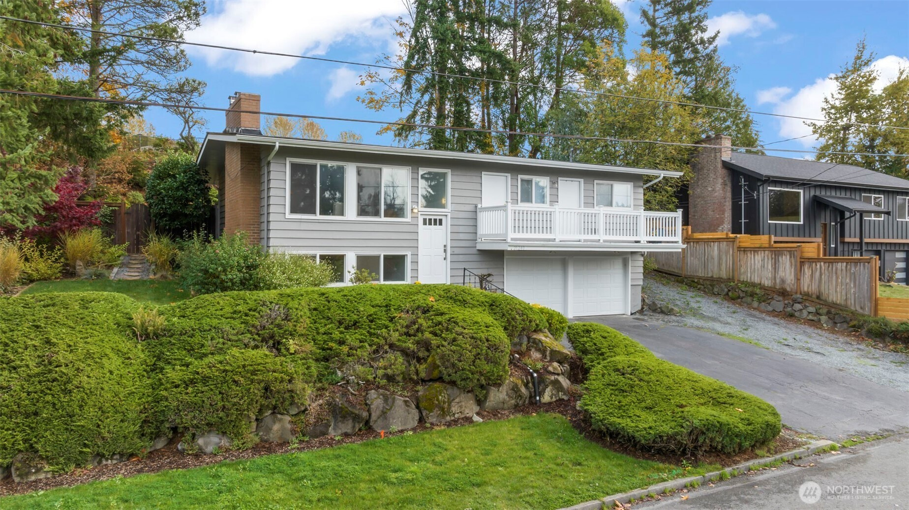 21240 5th Avenue S, Des Moines, WA 98198