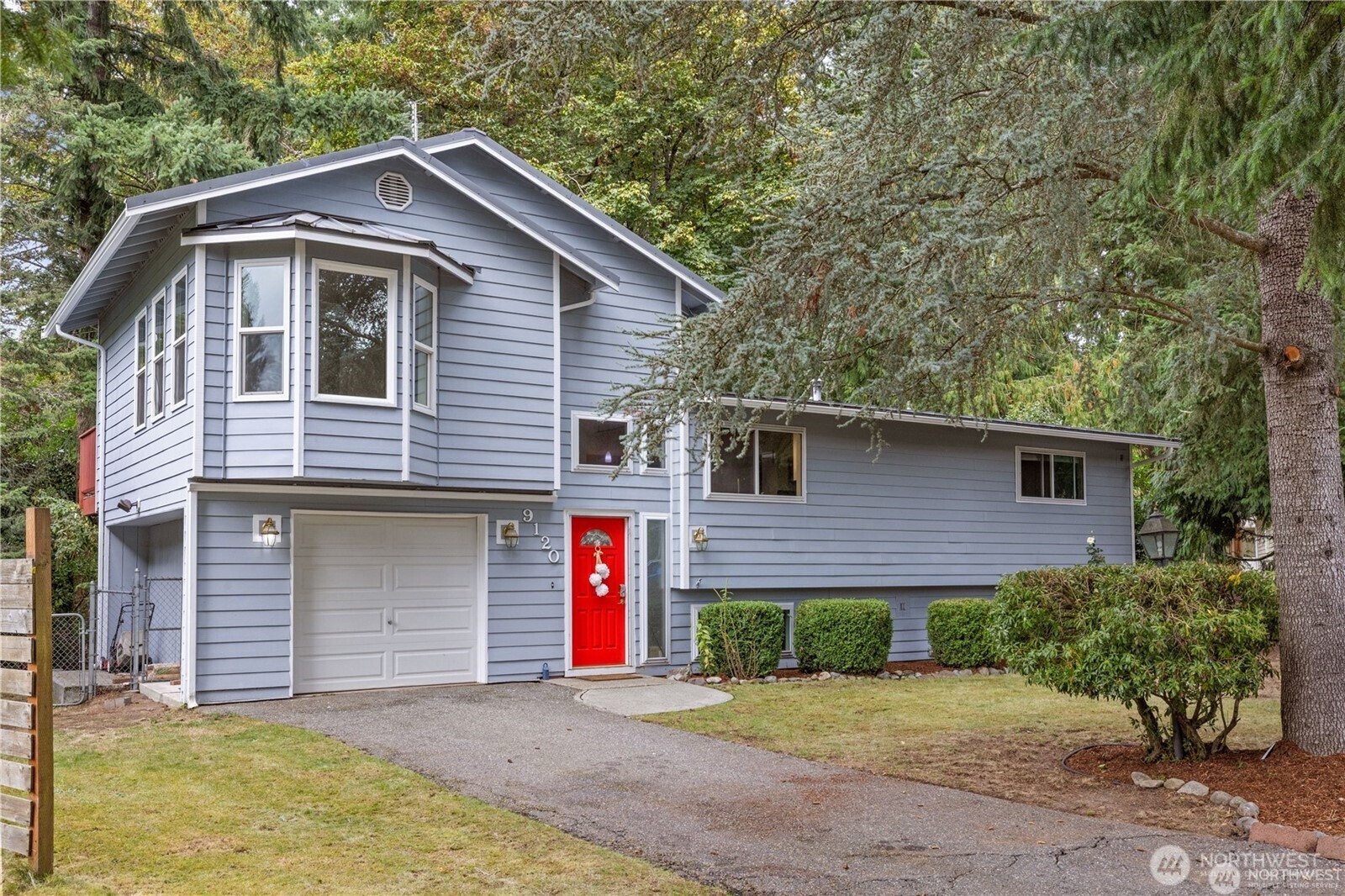 9120 209th Avenue NE, Redmond, WA 98053