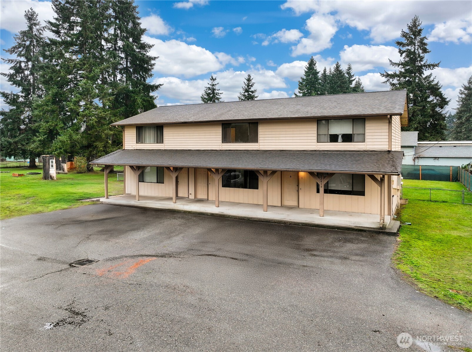 22416 40th Avenue E, Spanaway, WA 98387