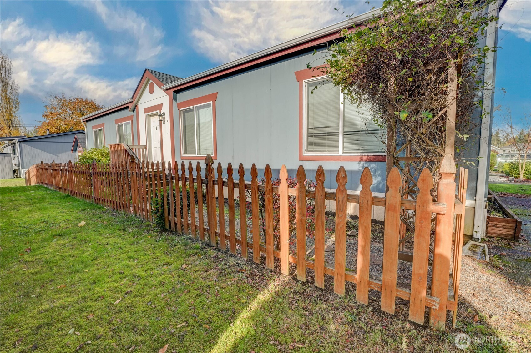 300 Park Avenue, Buckley, WA 98321
