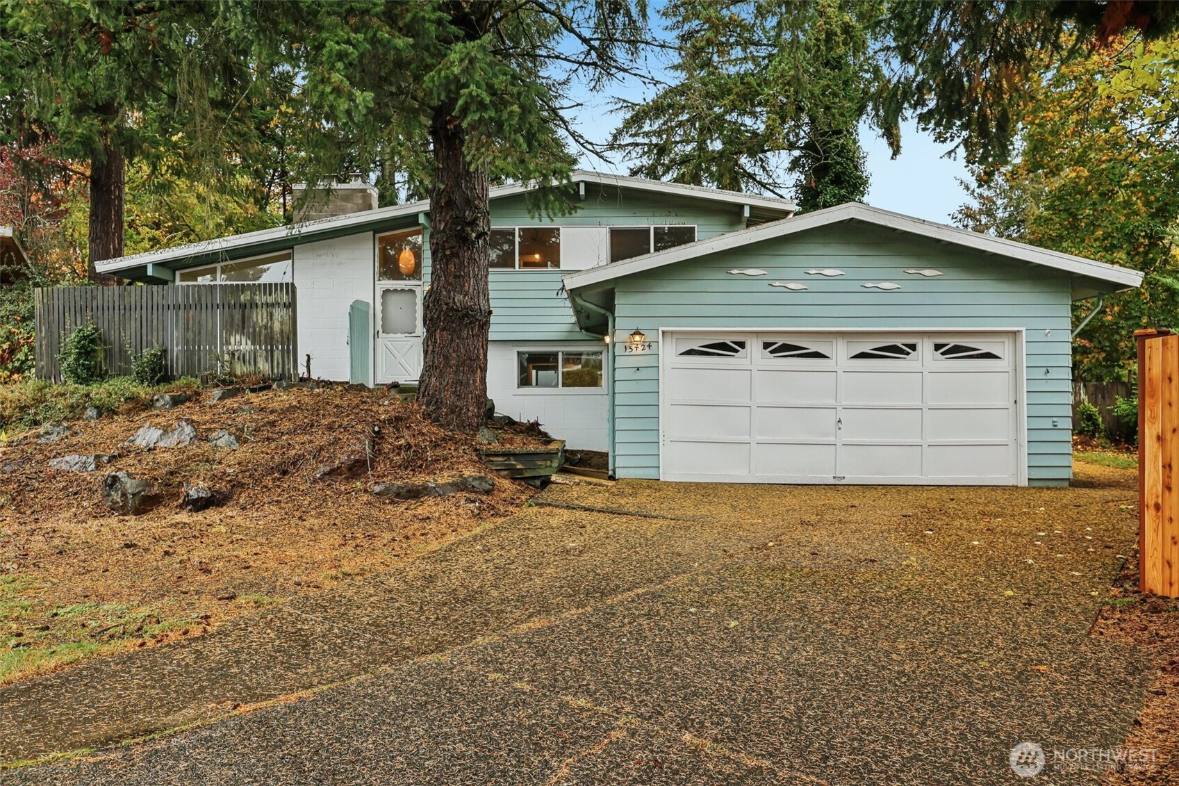 15424 SE 7th Place, Bellevue, WA 98007