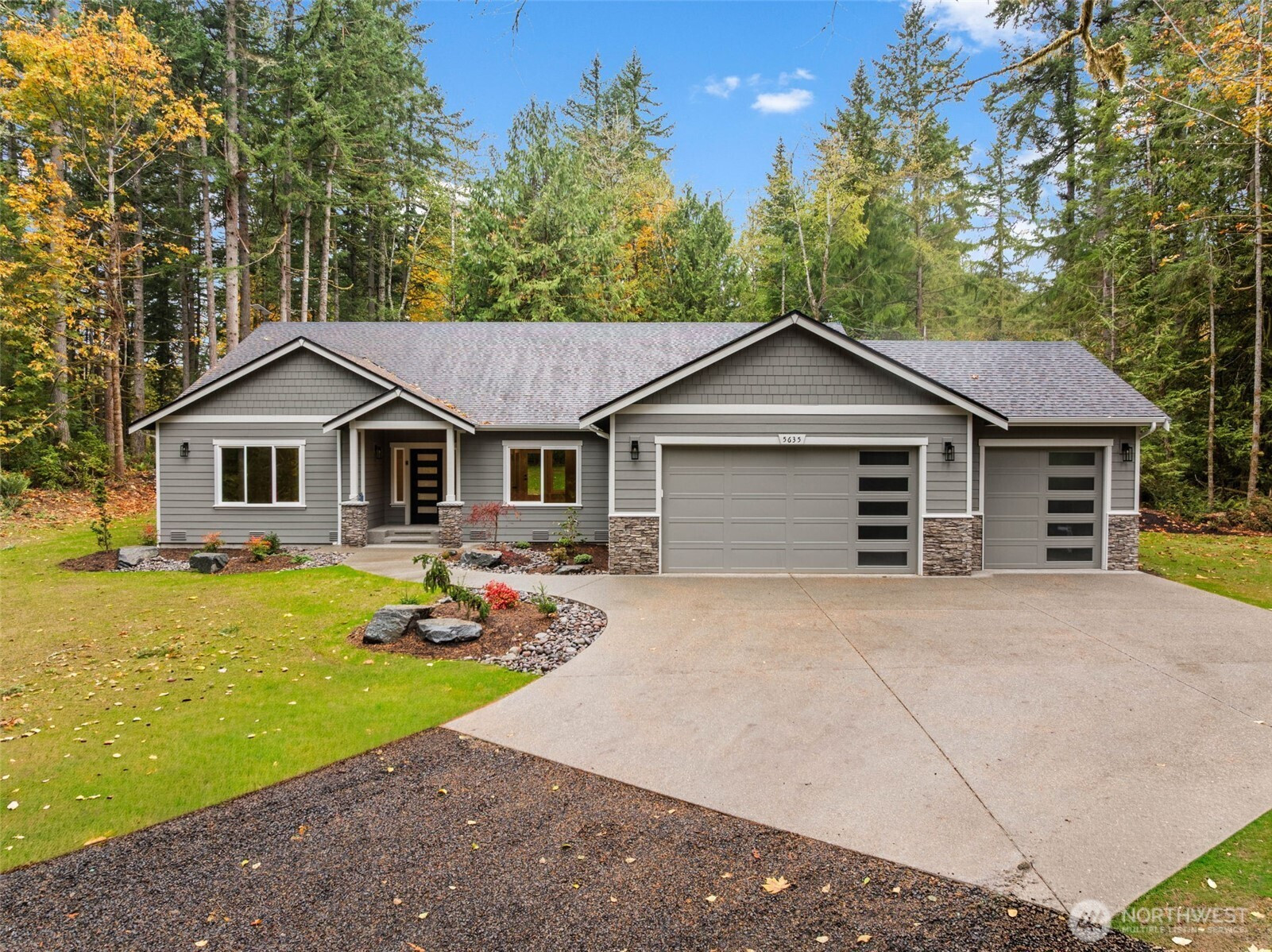 5635 SE Aloha Lane, Port Orchard, WA 98367