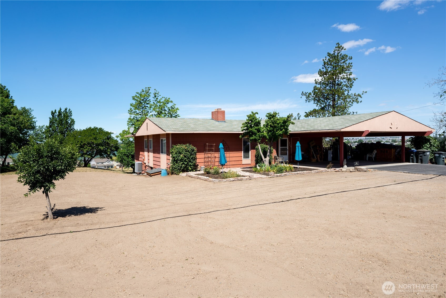 1804 S Division Street, Moses Lake, WA 98837