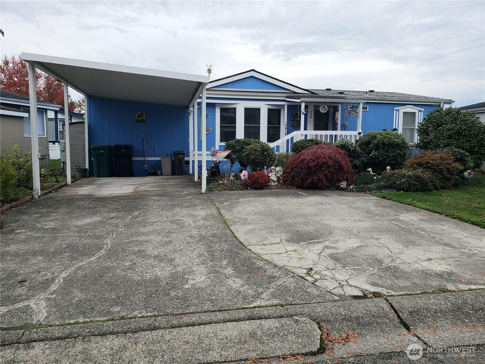 209 Noble Fir Circle, Enumclaw, WA 98022