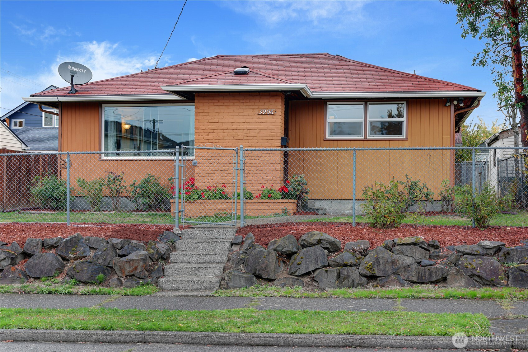 3906 S Morgan Street, Seattle, WA 98118