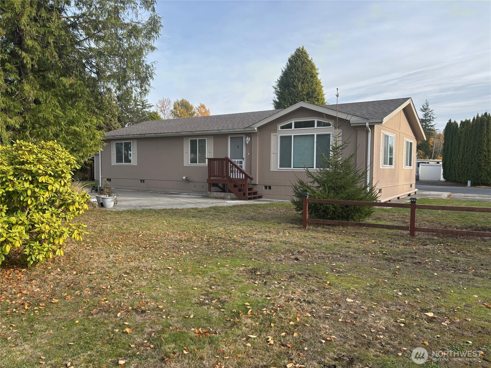 8370 Harborview Road, Blaine, WA 98230