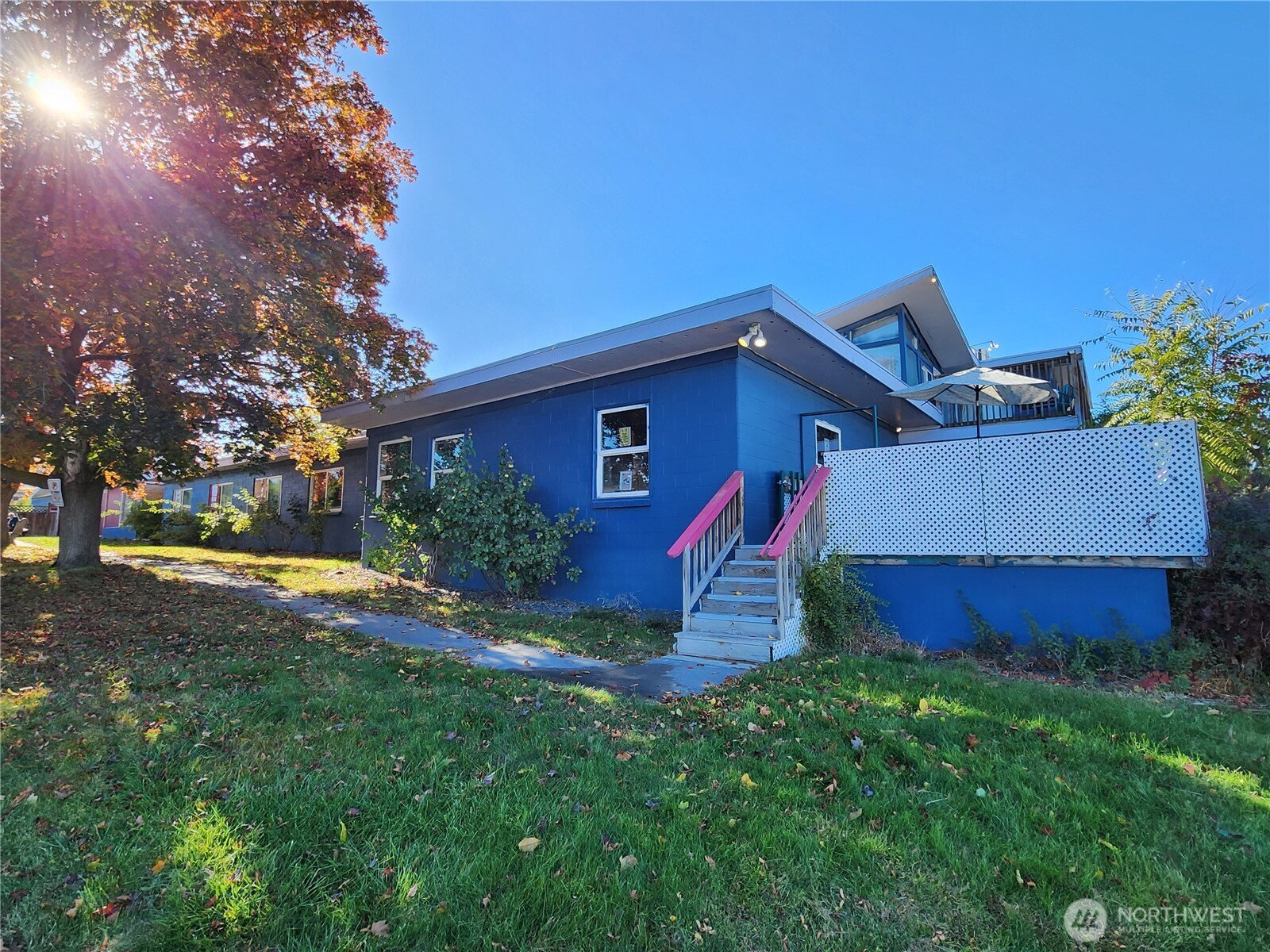 1213 N Morain Loop N, Kennewick, WA 99336