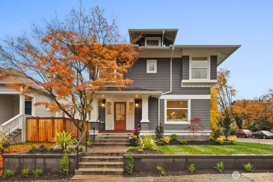 323 W Garfield Street, Seattle, WA 98119