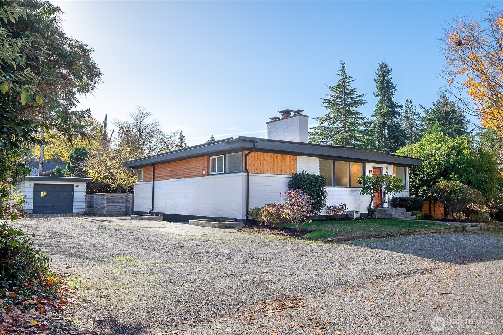 4521 SW Henderson Street, Seattle, WA 98136