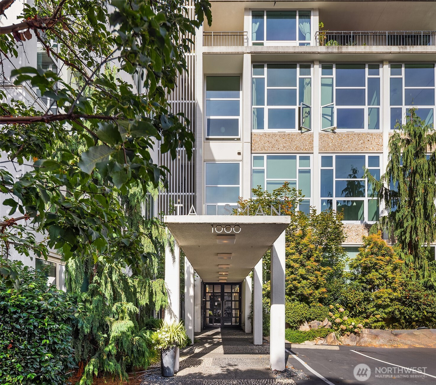 1000 Union Street, Seattle, WA 98101